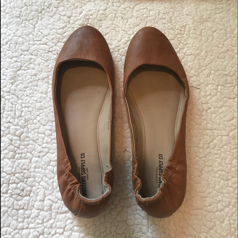Mossimo Flats